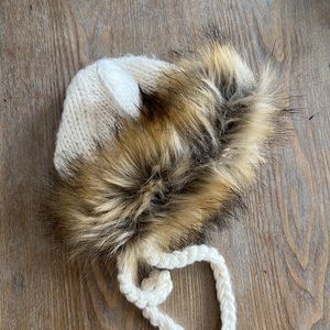 The Blueberry Hill lion hat size 3-6 months